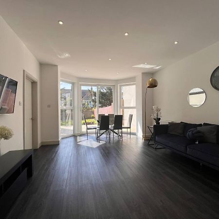 Star London Finchley Road 3-Bed Oasis With Garden Aparthotel Bagian luar foto