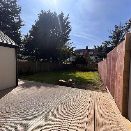 Star London Finchley Road 3-Bed Oasis With Garden Aparthotel Bagian luar foto